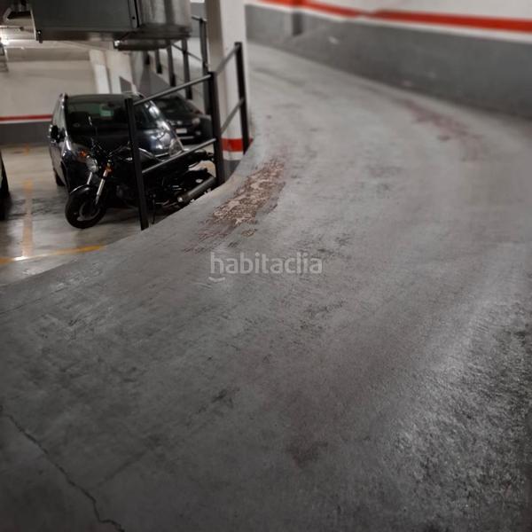 Foto ee956b8a-0a01-426f-b39c-01b20ba8b368. A tre livelli con riscaldamento parcheggio in El Coll Barcelona
