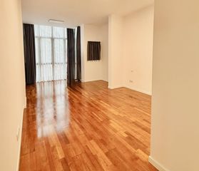 Piso  Carrer balmes. Moderno piso reformado en una segunda planta cuarta real situado