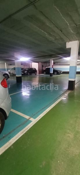 Foto 5f6ef209-2124-4714-96c8-4d3b18ac4873. Aparcament cotxe a Sagrada Família Barcelona