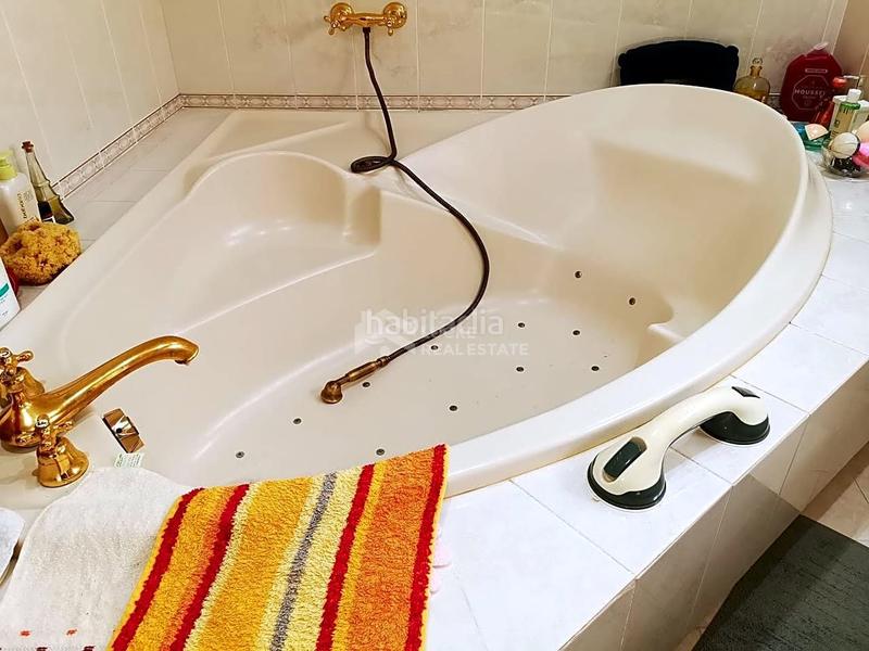 Foto 392f1416-808b-4a59-a393-e0f7bd34d4dd. Duplex con parcheggio in Hospital - Plaza del Real Castellón de la Plana