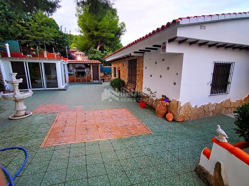 Foto 3d489a89-95b7-4d86-948a-e741b1fd0d16. Casa amb piscina a Font d´en Carròs (la)