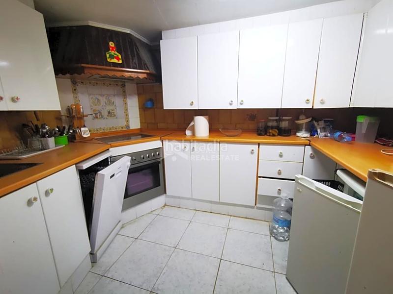 Foto 495c7c21-4f80-45d5-ab0e-61949e8e7943. Casa amb piscina a Font d´en Carròs (la)