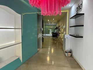 Local commercial à Zona Avenida del Mar. ¡¡locke real esta te presenta en exclusiva esta increible oportu