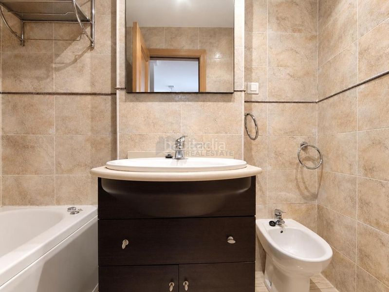 Foto a0cf7829-b093-4ae5-8a7f-e2cfa4fe04cc. Planta baixa amb aparcament piscina a Costa Caribe Oropesa del Mar