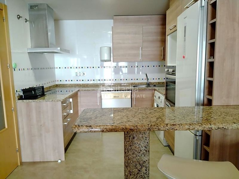 Foto 5729d9ad-1c01-49e8-9127-cb7dded7325a. Flat with parking in Centro Almazora / Almassora