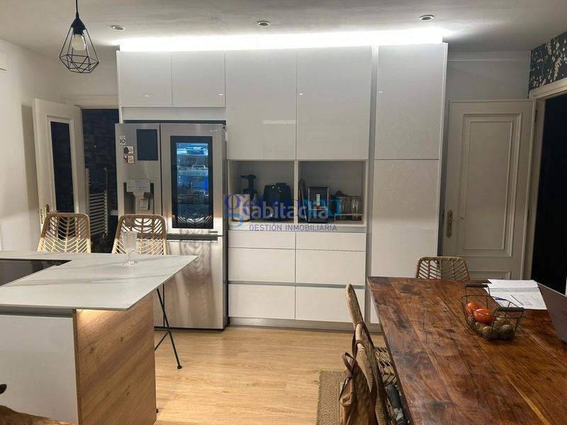 Foto e4825421-9c83-42b9-9072-f62d77c77967. Appartamento con camino riscaldamento parcheggio in Getxo