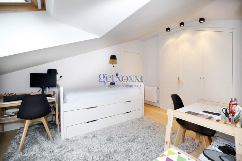 Foto 0a6b35f6-2015-496c-85bf-724a207c3fa7. Duplex avec chauffage parking piscine dans Neguri Getxo