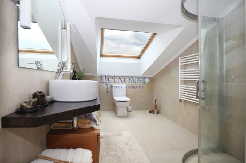 Foto 7ad07658-221b-42c0-a756-6ebcc53fb0b3. Duplex avec chauffage parking piscine dans Neguri Getxo