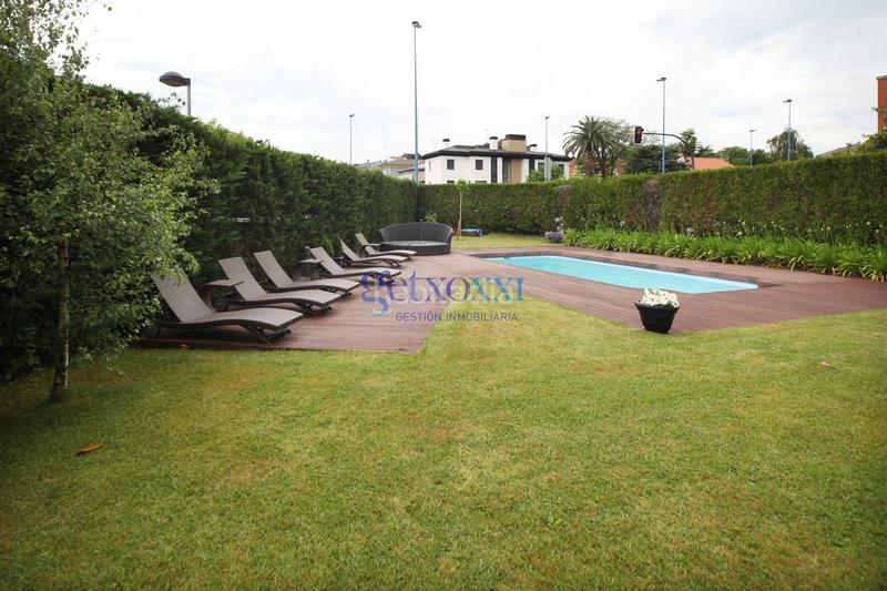Foto e9980128-e971-40de-9f7a-f32036b98e7b. Duplex avec chauffage parking piscine dans Neguri Getxo