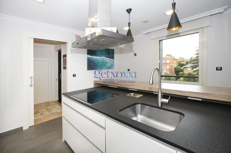 Foto f39574c1-942d-4a1c-9c33-f0f6141124be. Duplex avec chauffage parking piscine dans Neguri Getxo