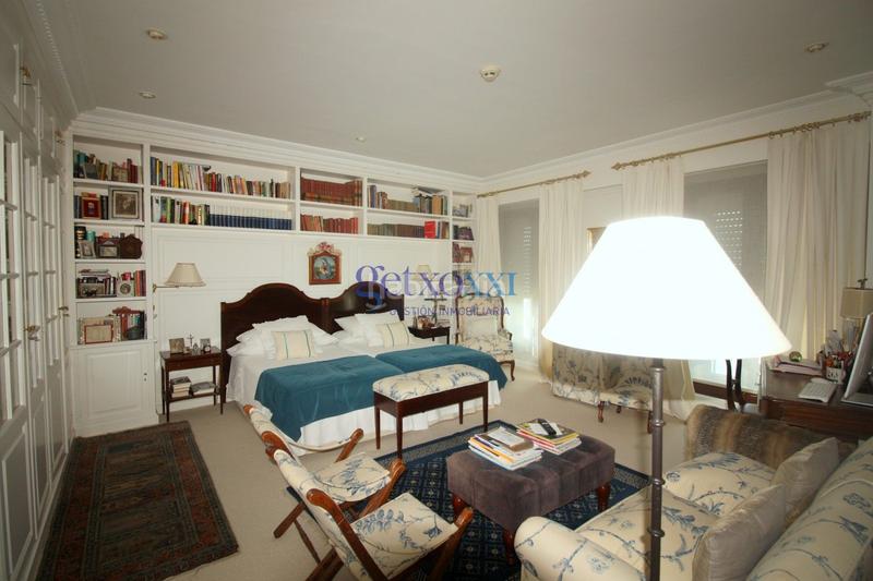 Foto 1317469a-3624-43e0-9230-72060ee002c2. Appartamento con riscaldamento parcheggio in Las Arenas Getxo