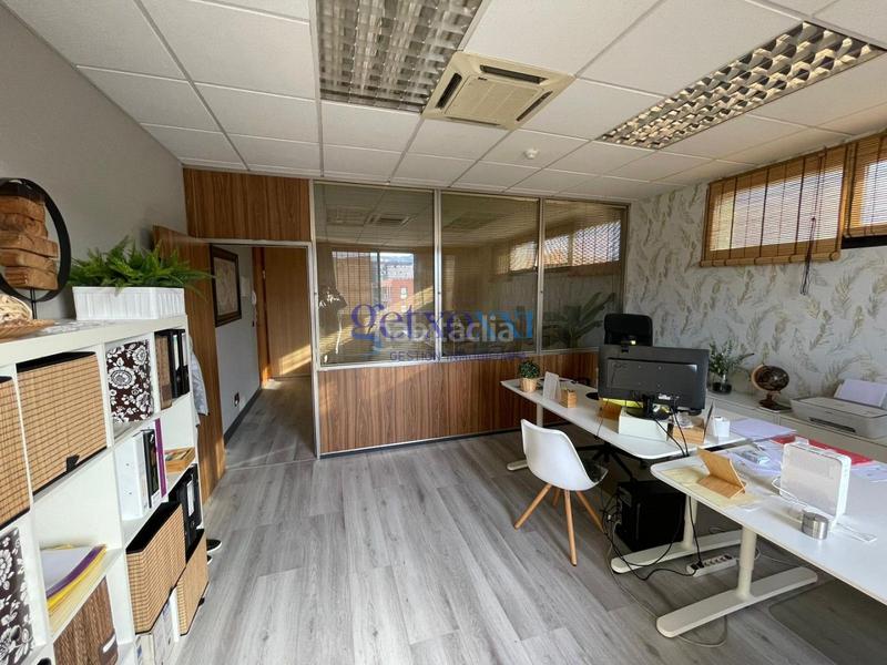 Foto f14209d4-73cd-4970-b17a-01405063c2a1. Location bureau avec chauffage dans Lamiako-Txopoeta Leioa