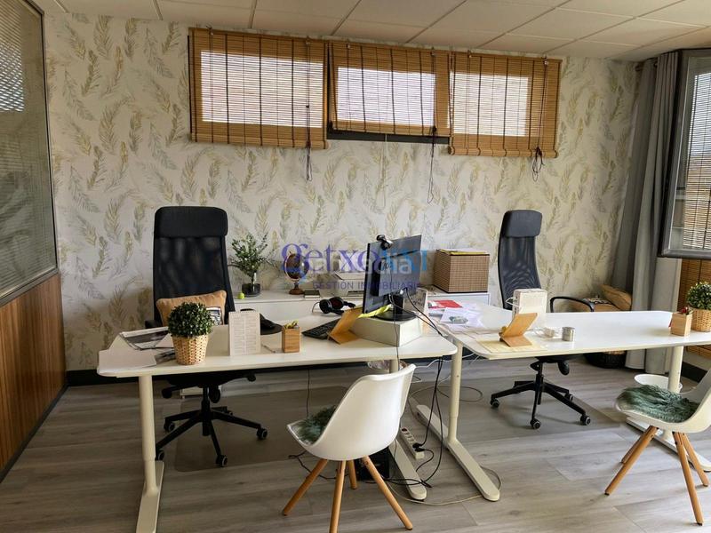 Foto 402fa0b5-c153-40da-a7b5-fc1e5a81ac23. Miete büro mit heizung in Lamiako-Txopoeta Leioa