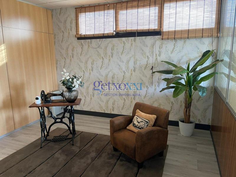 Foto b3c5e2f9-1e44-41af-909d-fec97a983a83. Rent office space with heating in Lamiako-Txopoeta Leioa