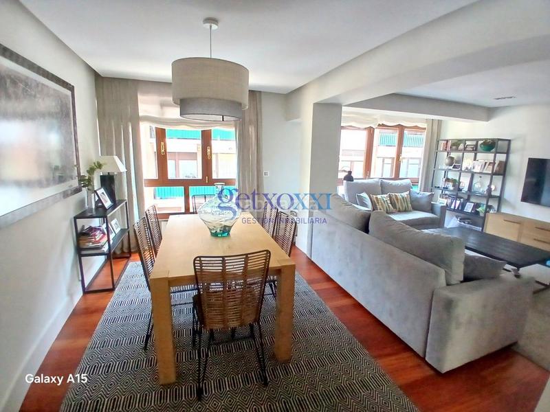 Foto 9b3a4b03-e839-44f9-8ac1-7d4841054bcf. Flat with heating parking in Las Arenas Getxo