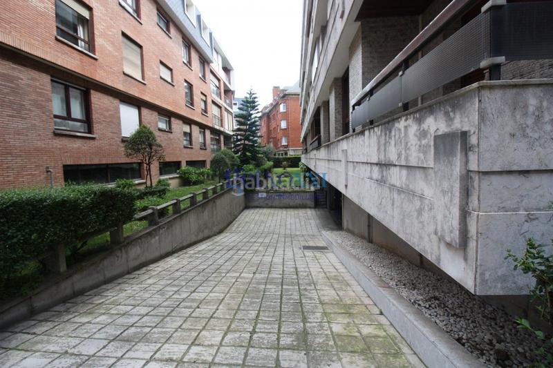 Foto 1f80f55c-d8aa-495a-a8db-780596eaeac8. Piso en Las Arenas Getxo