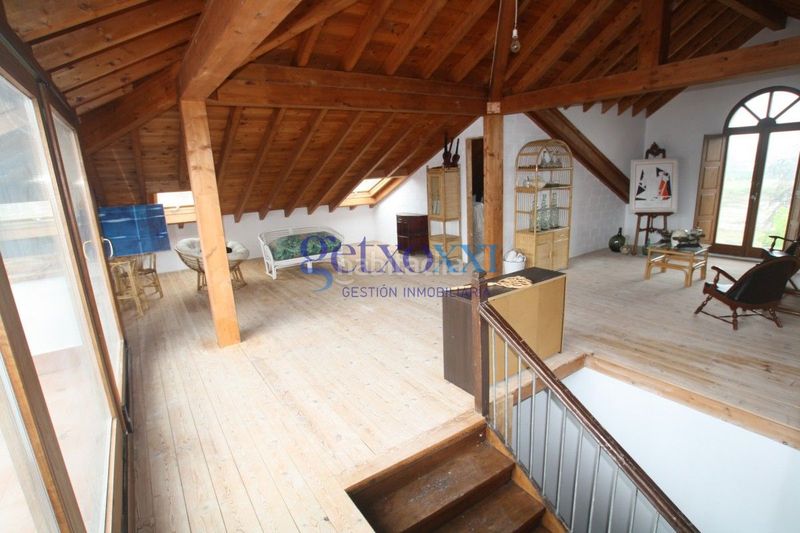 Foto 402c2ab6-8653-4b8a-9e94-59611a999c3e. Chalet en carretera general de gama 31 en Bárcena de Cicero