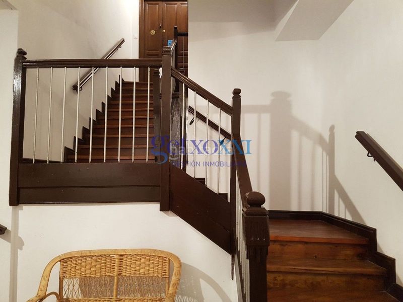 Foto 4fddeef0-b833-43b0-87e0-ea97b32b5284. Chalet en carretera general de gama 31 en Bárcena de Cicero