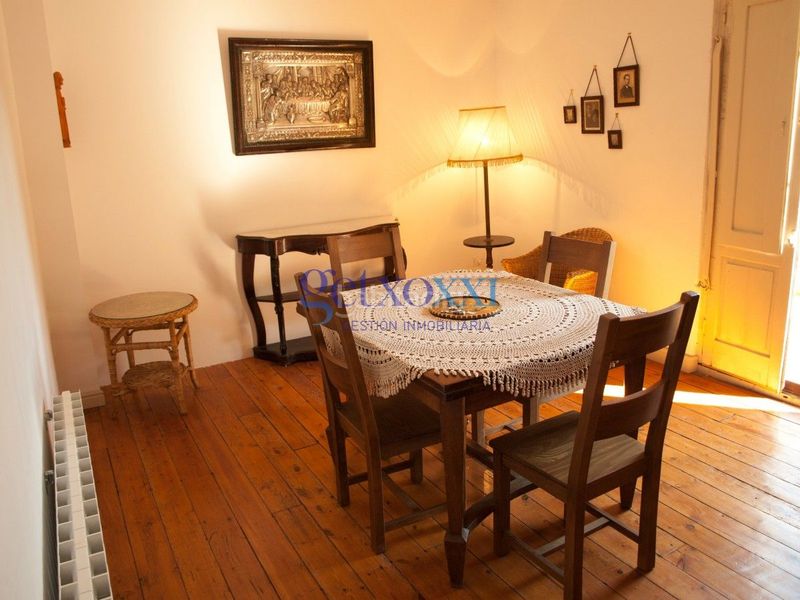 Foto 9847a4ba-b7d5-49d3-8868-d703f292eb09. Chalet en carretera general de gama 31 en Bárcena de Cicero