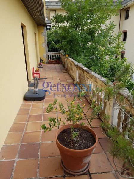 Foto 98ab5ee6-6dda-4b4c-ab70-8080a364b0c0. Chalet en carretera general de gama 31 en Bárcena de Cicero