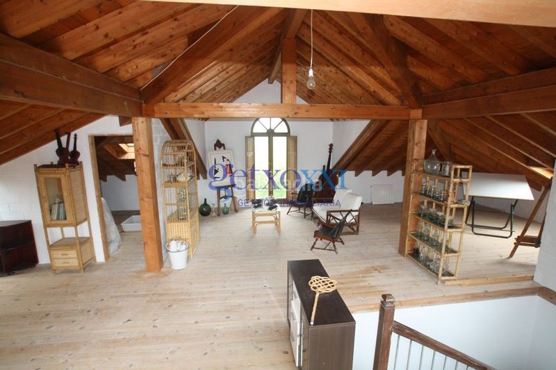 Foto dff58046-be0b-4b05-ab76-7bac8a297d5e. Chalet en carretera general de gama 31 en Bárcena de Cicero