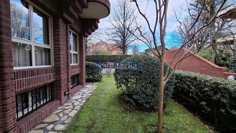 Foto 09137f29-e734-4369-a554-3cb90a7d99fd. Casa adosada gestión inmobiliaria xxi pone en venta en exclusiva, adosado dúplex en la prestigiosa calle de zugazarte de Las Arenas, de 2 en Getxo