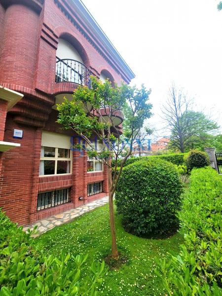 Foto 0fe4cd56-897f-4118-90b3-fa251b33c416. Casa adosada gestión inmobiliaria xxi pone en venta en exclusiva, adosado dúplex en la prestigiosa calle de zugazarte de Las Arenas, de 2 en Getxo