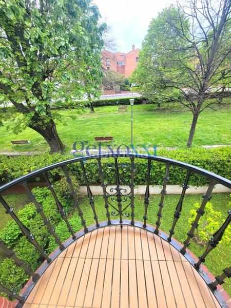 Foto 3fef90a8-11c2-4795-b793-a8c38a8b3e58. Casa adosada gestión inmobiliaria xxi pone en venta en exclusiva, adosado dúplex en la prestigiosa calle de zugazarte de Las Arenas, de 2 en Getxo