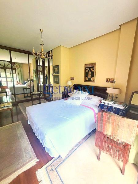 Foto c5a6898f-6f8c-4fbc-9f4d-41b402c53340. Casa adosada gestión inmobiliaria xxi pone en venta en exclusiva, adosado dúplex en la prestigiosa calle de zugazarte de Las Arenas, de 2 en Getxo