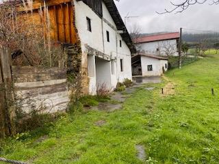 Masia a Mungia. Baserri pareado en venta en torre bidea