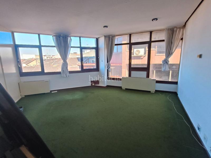 Foto a7ab654f-d3a5-41e3-8722-f7573506f5bb. Location bureau avec chauffage dans Las Arenas Getxo