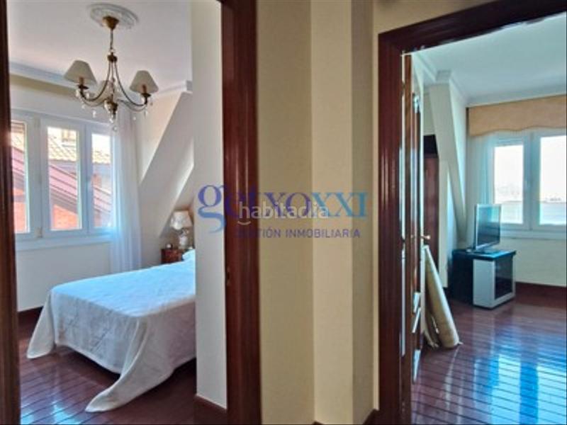 Foto 12b85910-d379-4886-88d2-3dad8bd39a37. Zweistöckige wohnung mit parking in Las Arenas Getxo