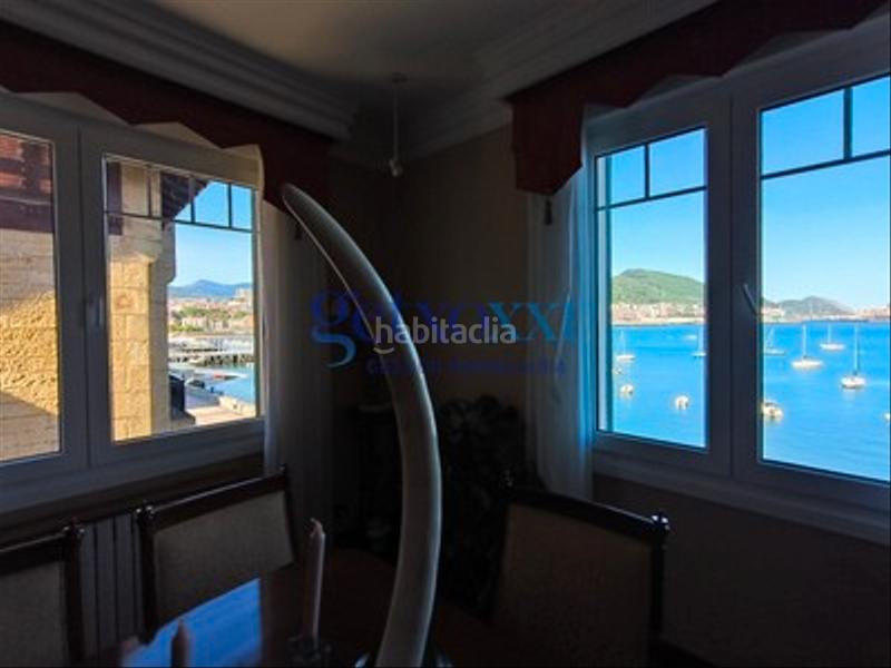 Foto 1ea35bc7-d3cc-4822-bda6-f7e634e2c6d5. Zweistöckige wohnung mit parking in Las Arenas Getxo