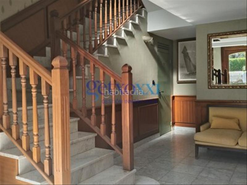 Foto 446c0590-38b6-482f-94f0-48d81136313c. Zweistöckige wohnung mit parking in Las Arenas Getxo