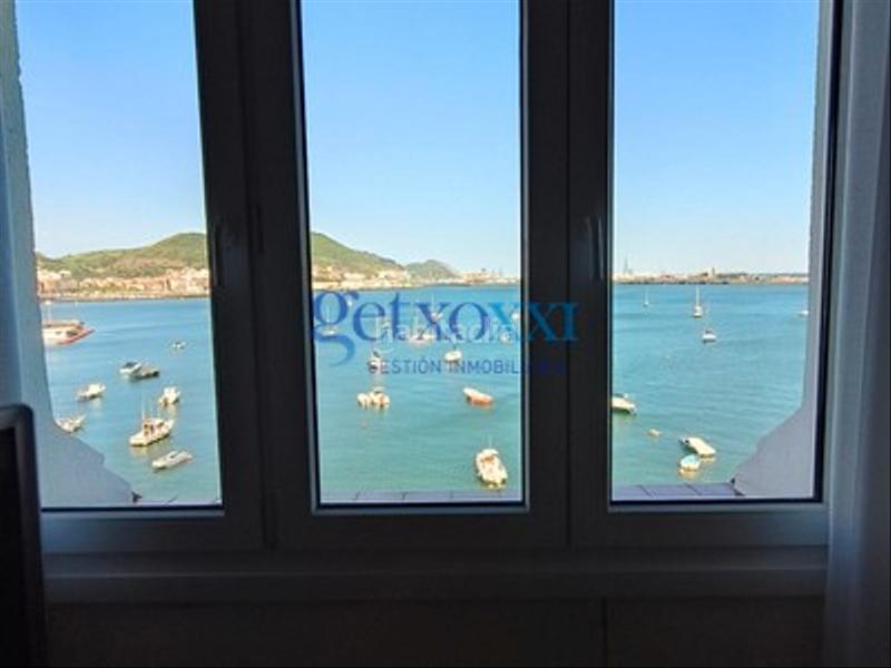 Foto d5d373eb-ce09-4796-93d3-45cbce62418c. Zweistöckige wohnung mit parking in Las Arenas Getxo