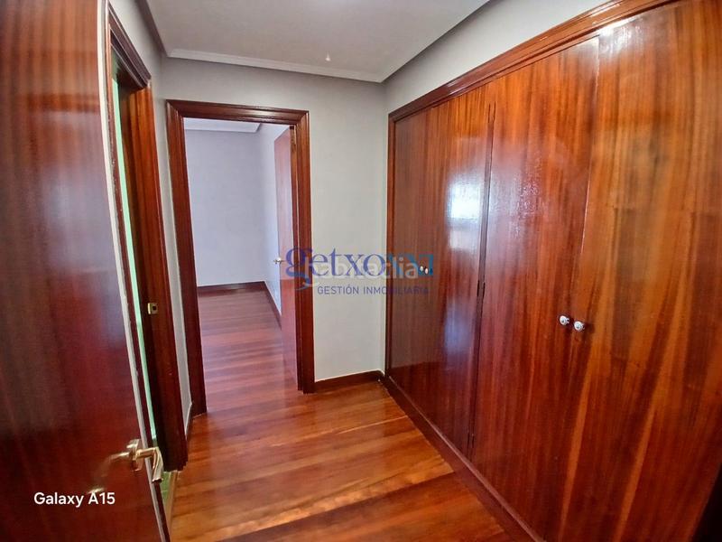 Foto 1211b8f3-a024-4c84-83d4-d9e99fd70213. Alquiler piso magnifica vivienda en alquler en Las Arenas Getxo