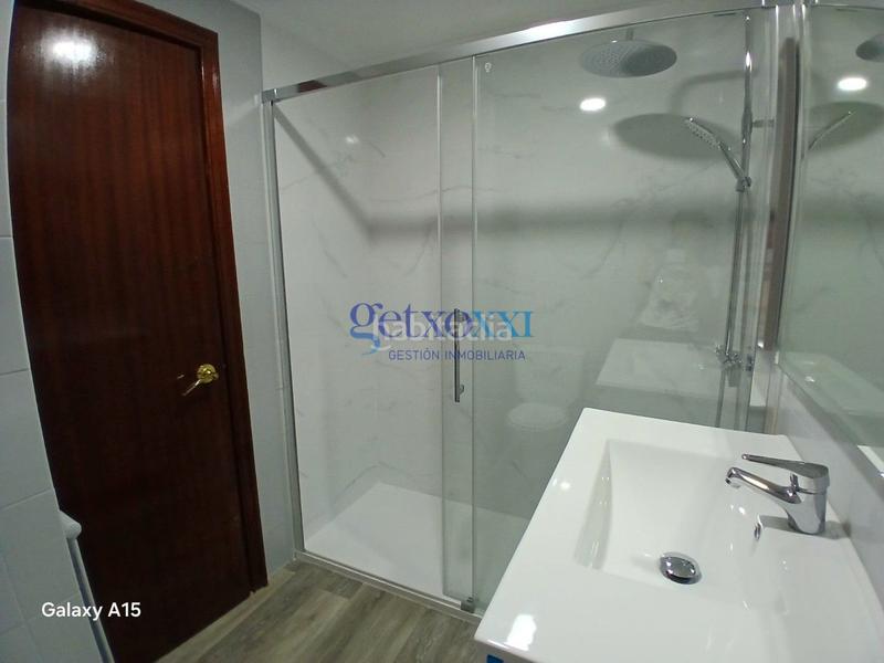 Foto 3a47027c-4728-4e8e-87d1-369343ad72a6. Location appartement avec chauffage parking dans Las Arenas Getxo