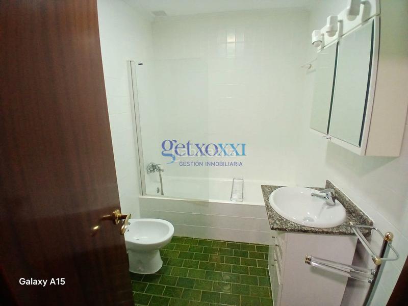 Foto 5e177f28-17aa-4adf-8488-8f2c7d159d64. Rent flat with heating parking in Las Arenas Getxo