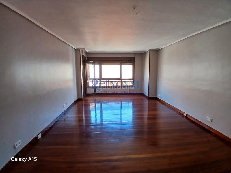 Foto 81b97c75-00b6-48d2-abe5-0e86889fa2be. Rent flat with heating parking in Las Arenas Getxo