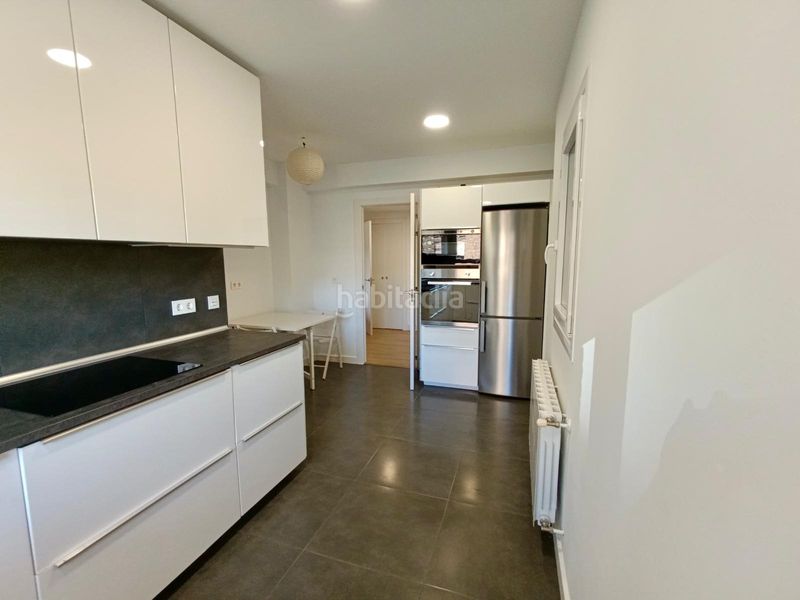 Foto a8584302-537c-4856-b9cc-21f049a04321. Flat with heating parking in Las Arenas Getxo