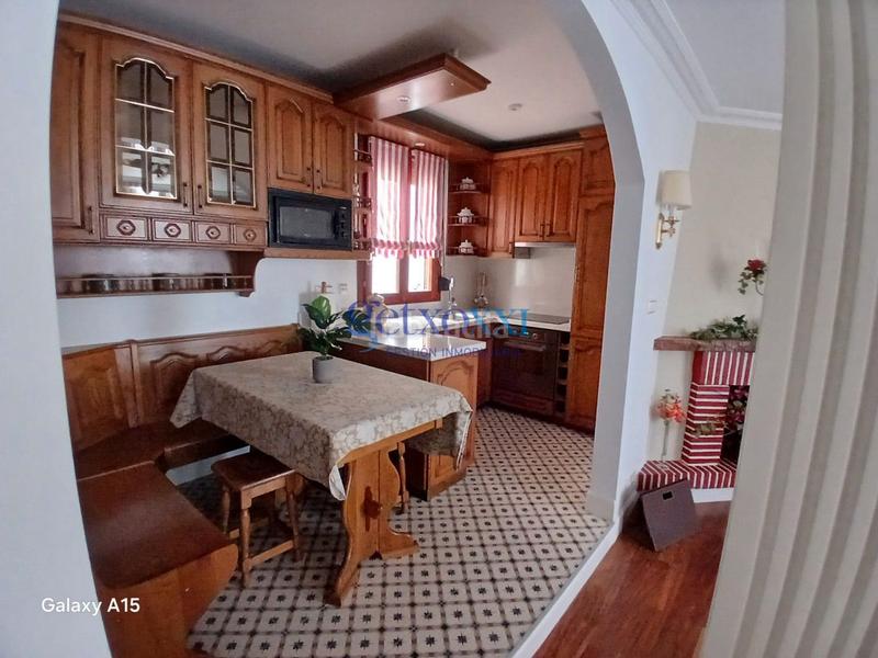 Foto 5ea36dc3-b204-4098-9d7c-2e3cb2ef6d18. Appartement avec cheminée chauffage dans Las Arenas Getxo