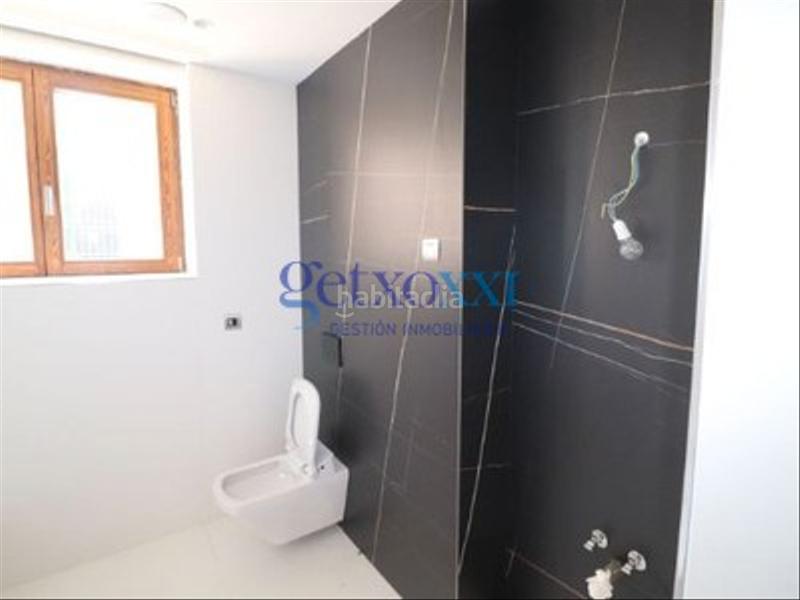 Foto 58536015-f627-4756-b63a-1449cd994a35. Zweistöckige wohnung mit parking pool in Las Arenas Getxo