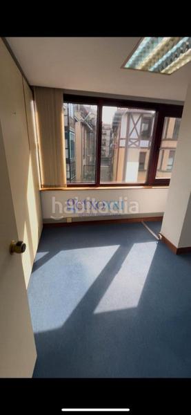 Foto 9b82ee60-6ecf-4d32-9912-9bfa848b0de5. Rent office space with heating in Las Arenas Getxo