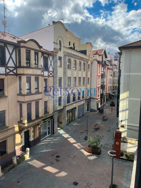 Foto 0a9d6503-74cc-46c8-a617-464ececd3a1a. Alquiler oficina en Las Arenas Getxo