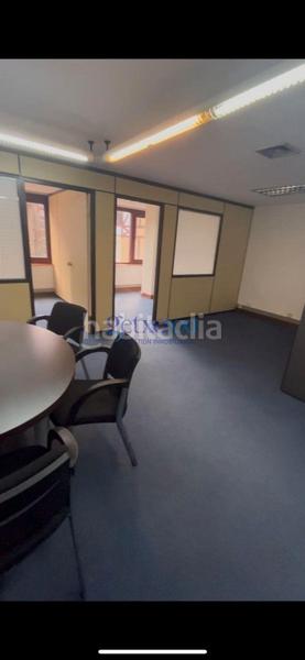 Foto f709d22b-9111-4276-bef5-c79d6716ca1e. Alquiler oficina en Las Arenas Getxo