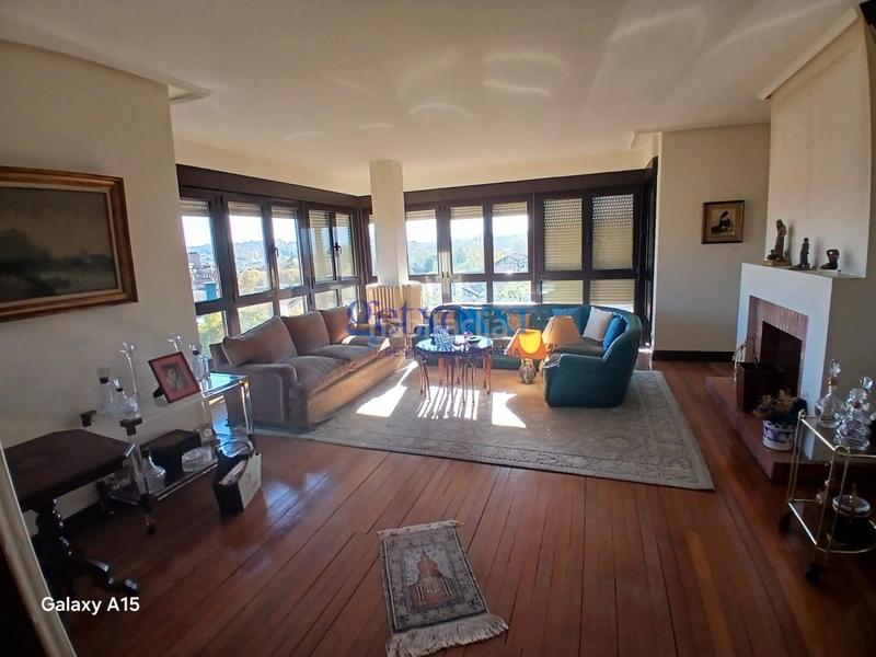 Foto 5a2ef53e-6e1f-4f57-a2ac-c5e917f1098f. Attico con camino riscaldamento parcheggio in Neguri Getxo