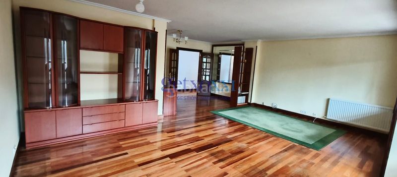 Foto 3880e6d2-0870-4635-9b84-f0d7535620f7. Flat with heating parking pool in Artatza-Pinueta-Pinosolo Leioa