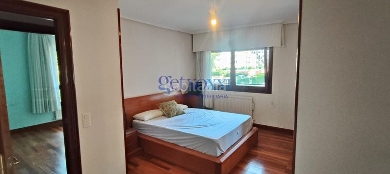 Foto 81db4ca8-b90a-4b89-9303-b9ac5f4b2978. Flat with heating parking pool in Artatza-Pinueta-Pinosolo Leioa