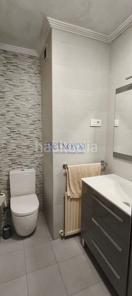 Foto e2a9e847-317a-4f2c-93b0-21ea9ab975e3. Flat with heating parking pool in Artatza-Pinueta-Pinosolo Leioa