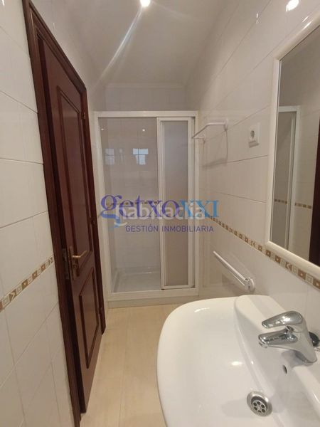 Foto aeaad68b-2134-418e-9010-a506e92055f9. Rent flat with heating in Las Arenas Getxo